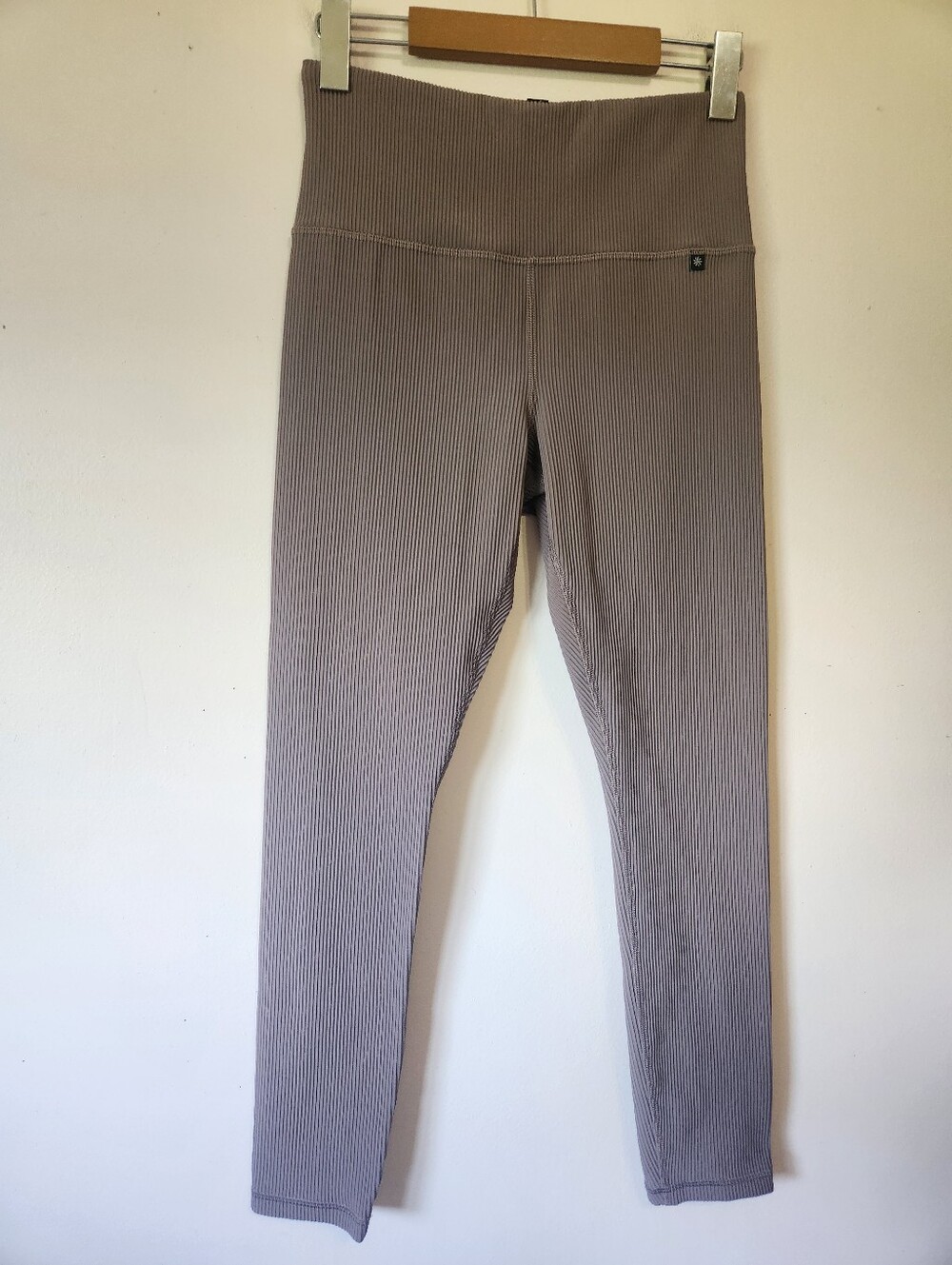 Athleta x Alicia Keys Ribbed Elation Tight Mauve High Rise Leggings Size Medium